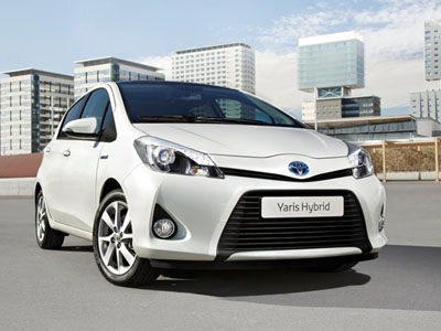Το υβριδικό Toyota Yaris θα πωλείται κοντά στα 18.000 ευρώ